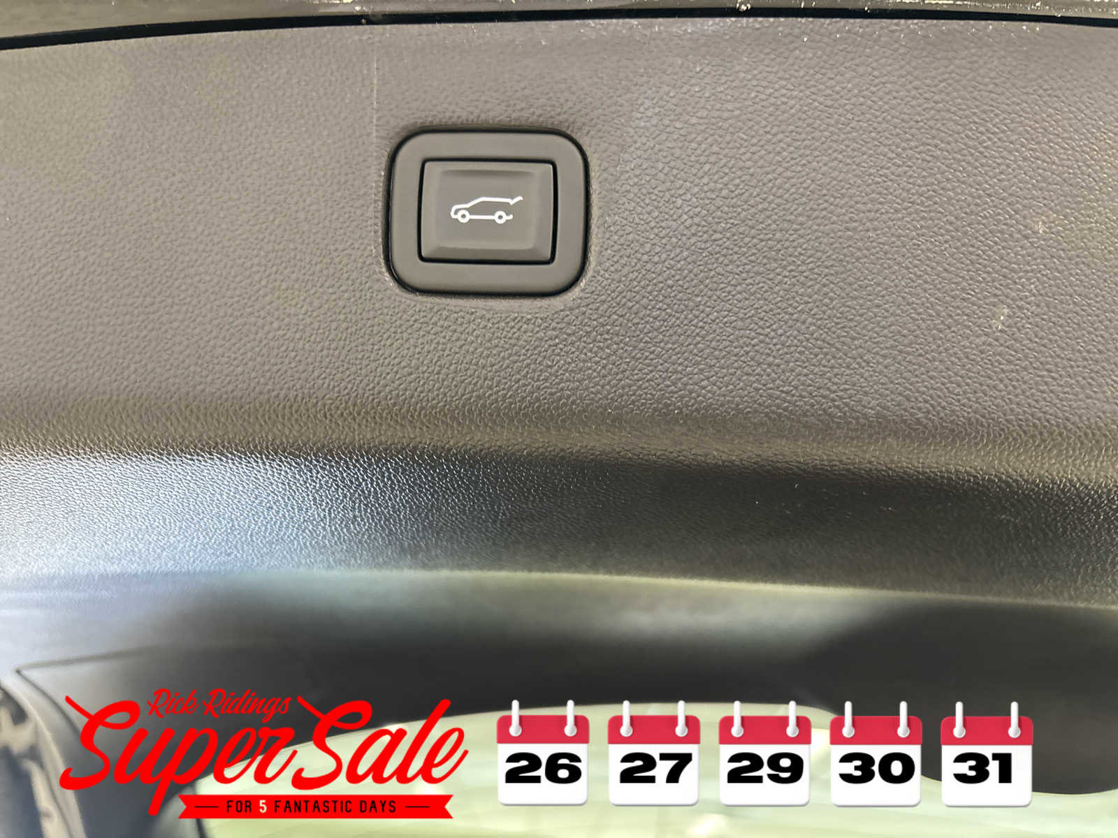 Used 2024 Chevrolet Blazer Premier w/ Enhanced Convenience Package image 14