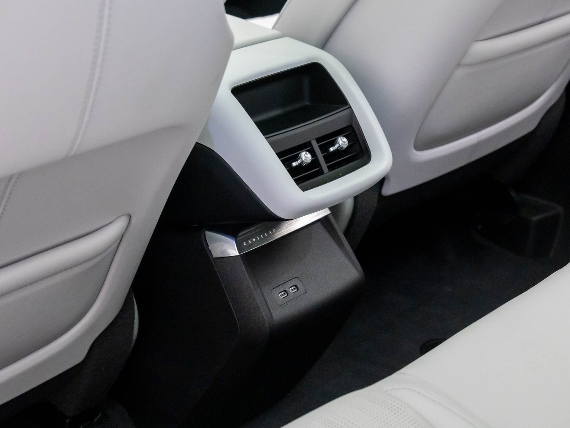 New 2026 Cadillac Lyriq Luxury image 20