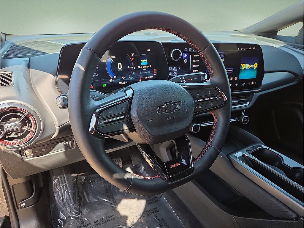 Used 2024 Chevrolet Equinox EV RS image 24