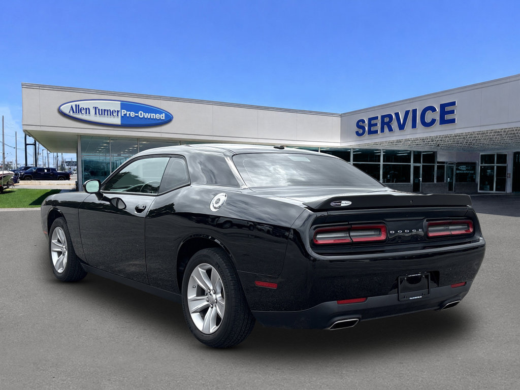 Used 2023 Dodge Challenger SXT RWD image 6