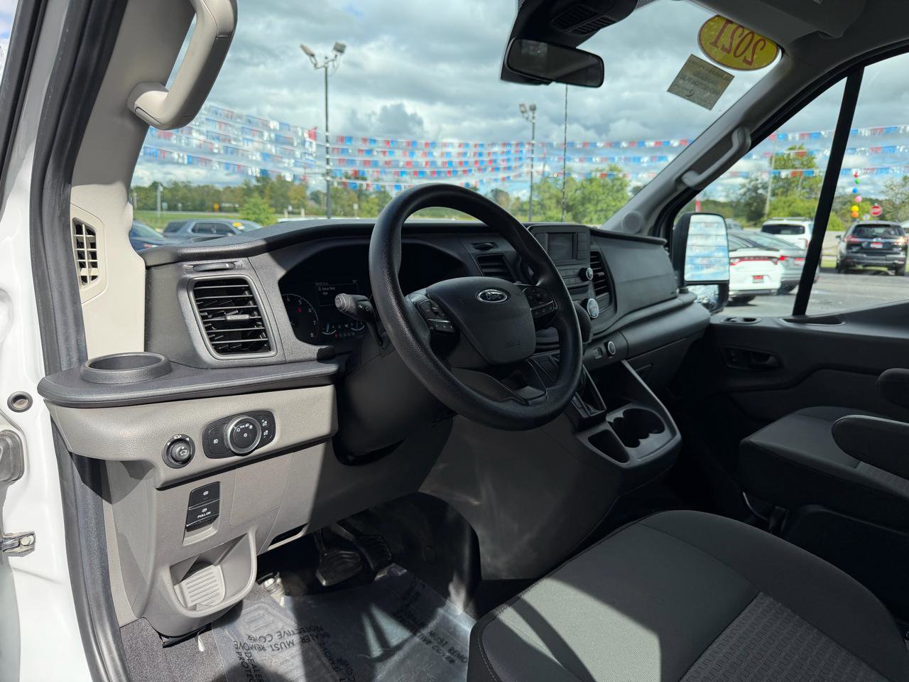 Used 2021 Ford Transit 350 XLT RWD image 14