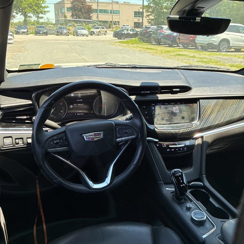 Used 2021 Cadillac XT6 Premium Luxury AWD/4WD image 3