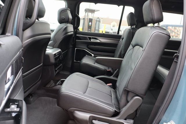 New 2026 Jeep Grand Wagoneer Limited image 43