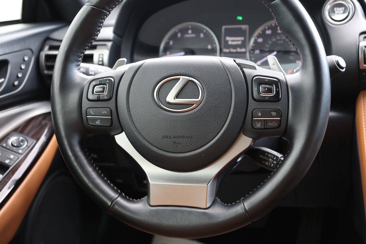 Used 2022 Lexus RC 350 w/ Premium Package RWD image 17