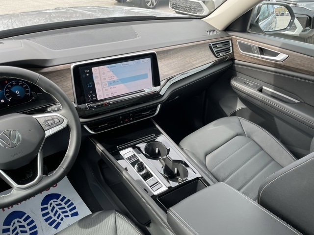 New 2025 Volkswagen Atlas SEL image 23