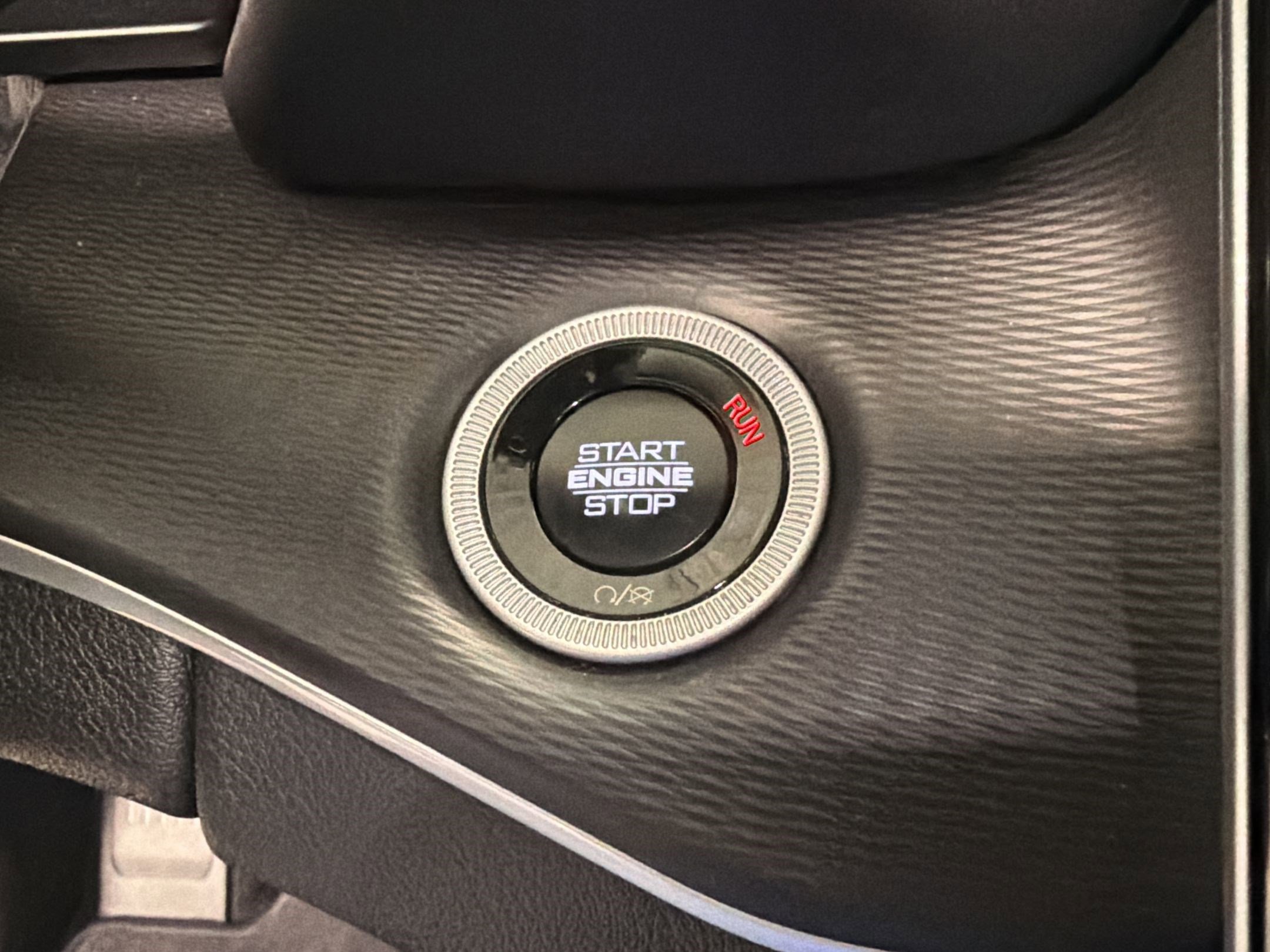 Used 2025 Jeep Grand Cherokee L Altitude image 27