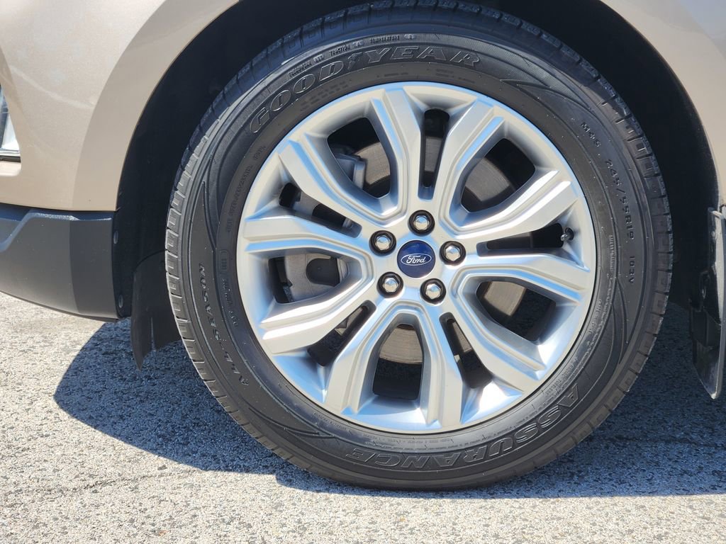 Used 2021 Ford Edge Titanium image 7
