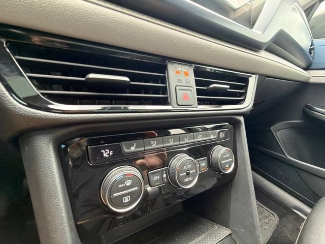 Used 2024 Volkswagen Taos SE FWD image 21