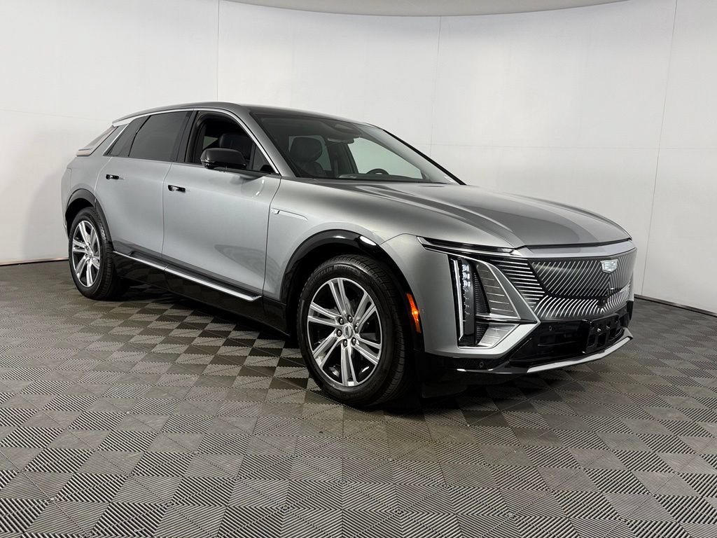Used 2024 Cadillac Lyriq Tech w/ Driver Assist Package RWD image 4