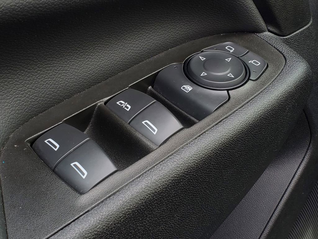 Used 2023 Chevrolet Equinox LT image 14