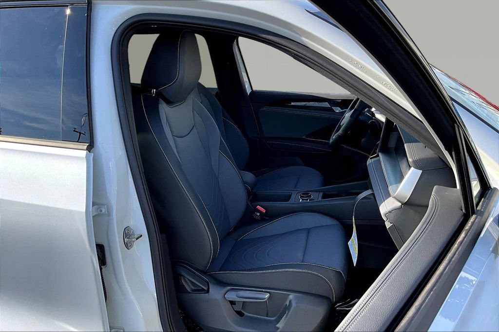 New 2026 Volkswagen Tiguan SE R-Line image 29