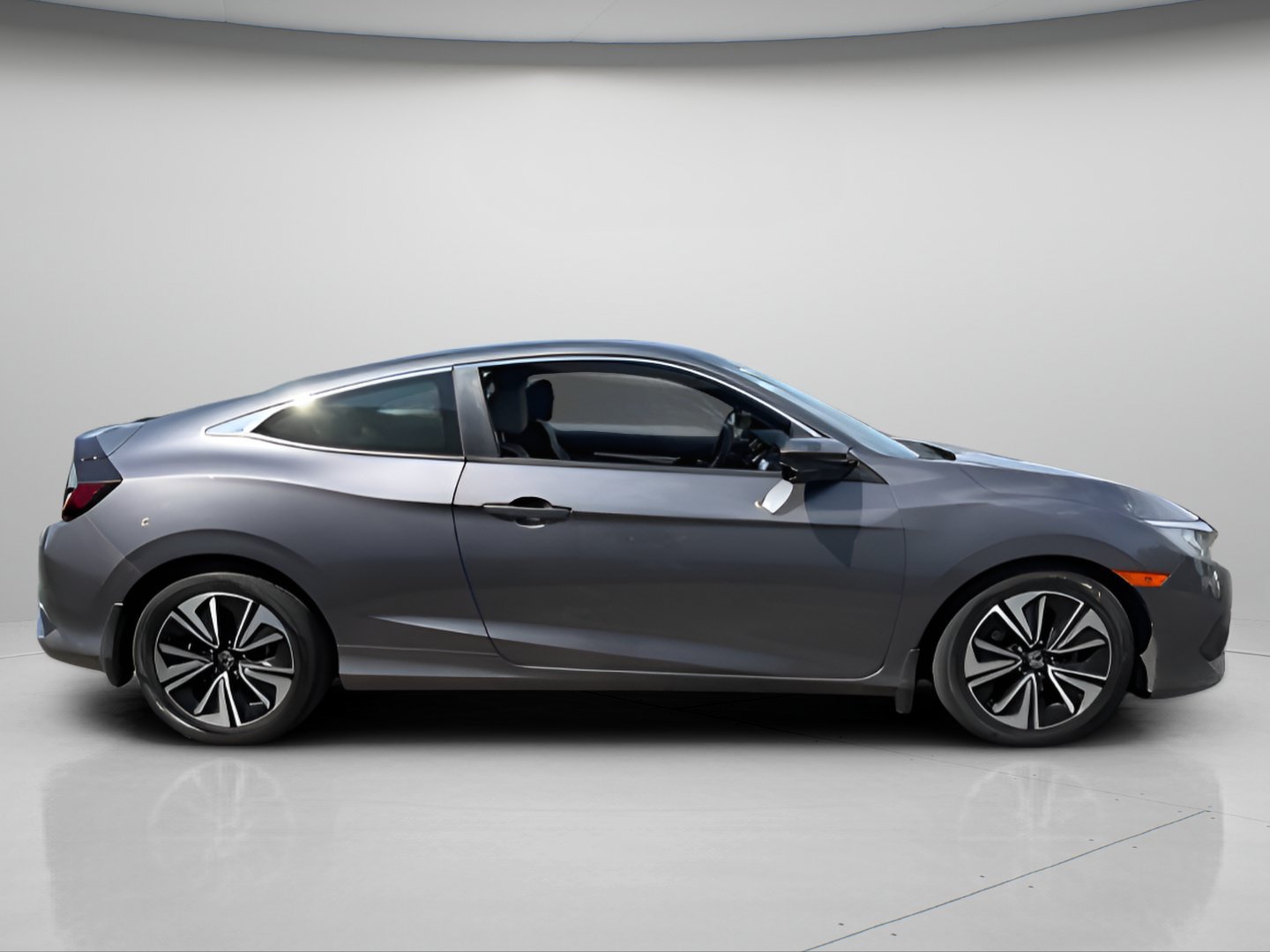 Used 2017 Honda Civic EX-T image 6