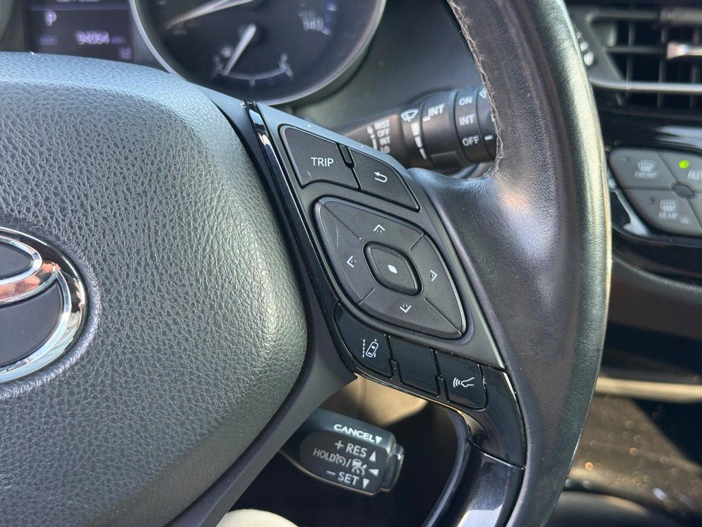 Certified 2019 Toyota C-HR XLE FWD image 20