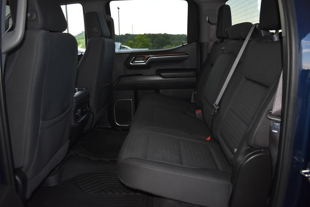 Used 2022 Chevrolet Silverado 1500 RST AWD/4WD image 14