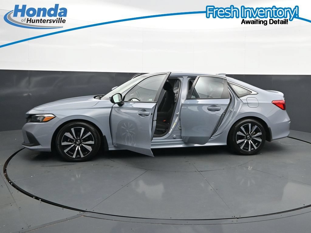 Used 2024 Honda Civic EX image 39