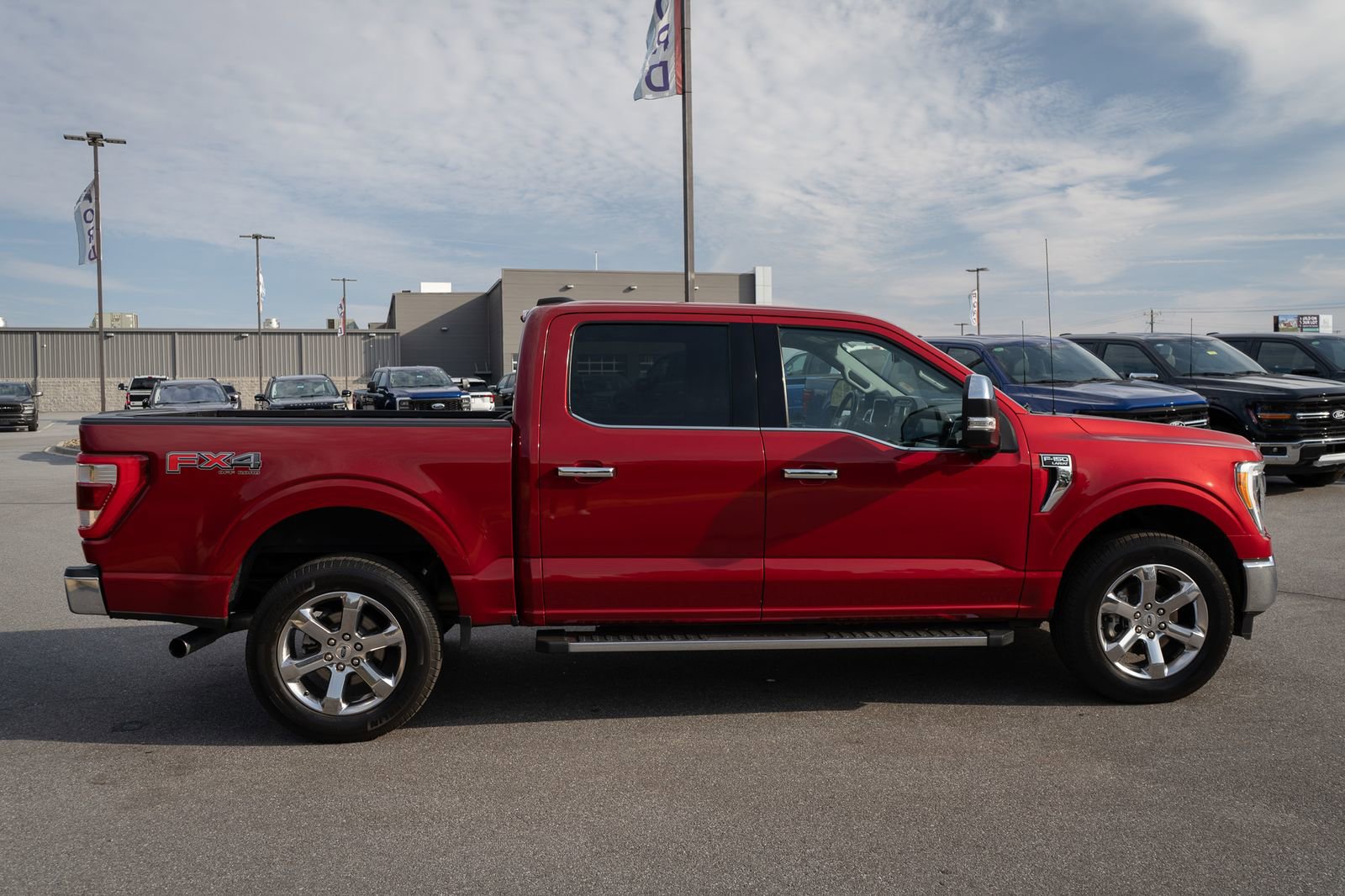 Used 2021 Ford F150 Lariat image 11