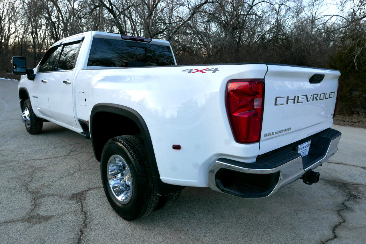 Used 2024 Chevrolet Silverado 3500 LTZ w/ LTZ Convenience Package image 8