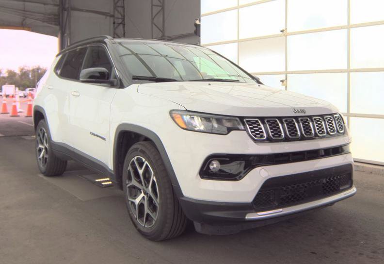 Used 2025 Jeep Compass Limited image 1