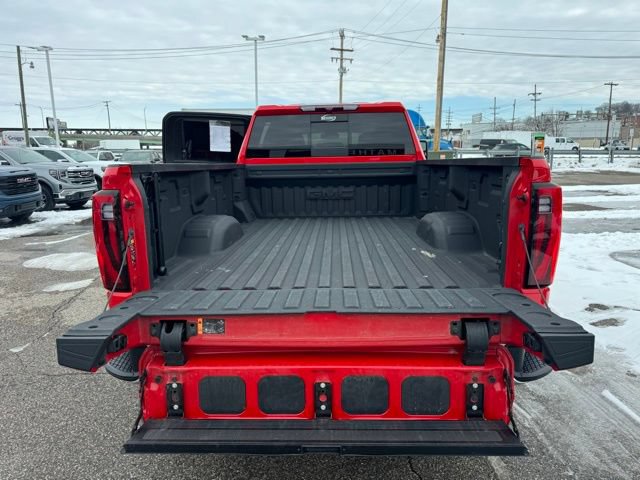 Used 2024 GMC Sierra 3500 SLT w/ SLT Premium Package AWD/4WD image 10