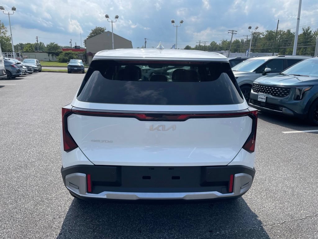 New 2027 Kia Seltos EX FWD image 6