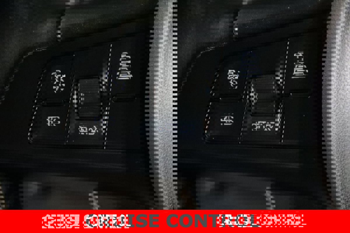 Used 2018 Alfa Romeo Giulia Quadrifoglio w/ Driver Assist Dynamic Package image 19