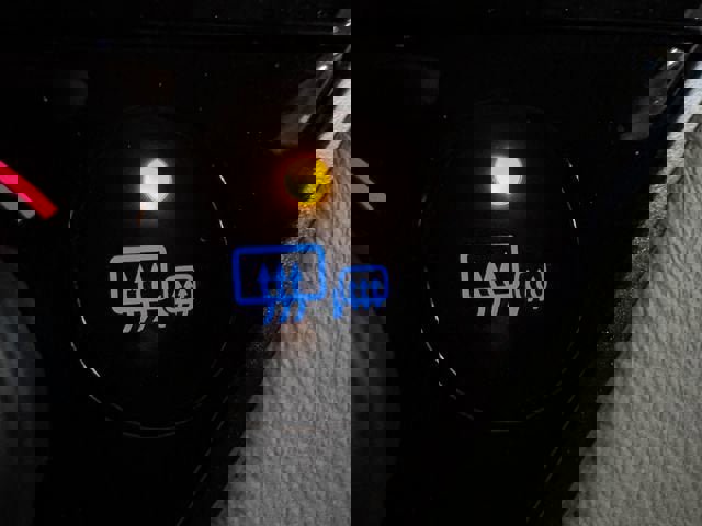 Certified 2022 Toyota Camry XLE w/ Navigation Package image 21