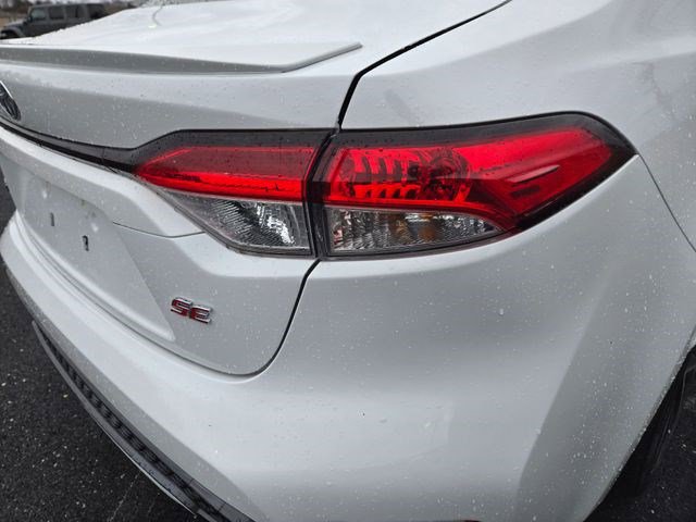 Used 2022 Toyota Corolla SE image 8
