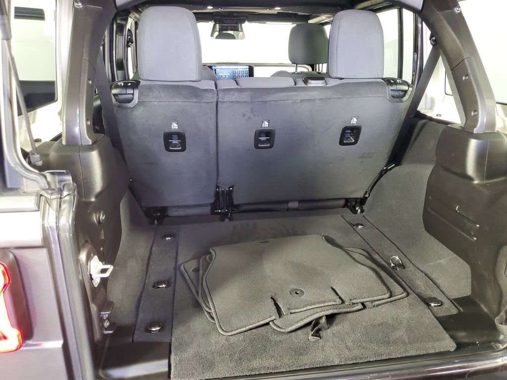 Used 2026 Jeep Wrangler Sport S image 31