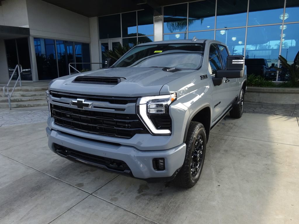 Certified 2024 Chevrolet Silverado 2500 LTZ w/ LTZ Plus Package image 4