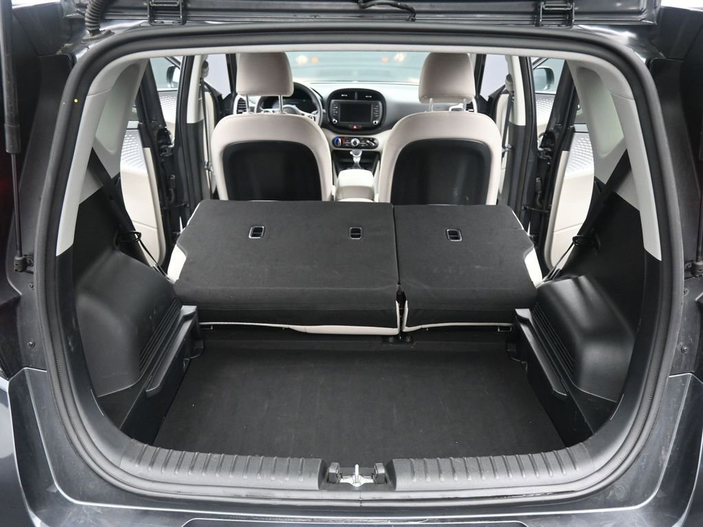 Used 2025 Kia Soul LX w/ LX Technology Package image 51