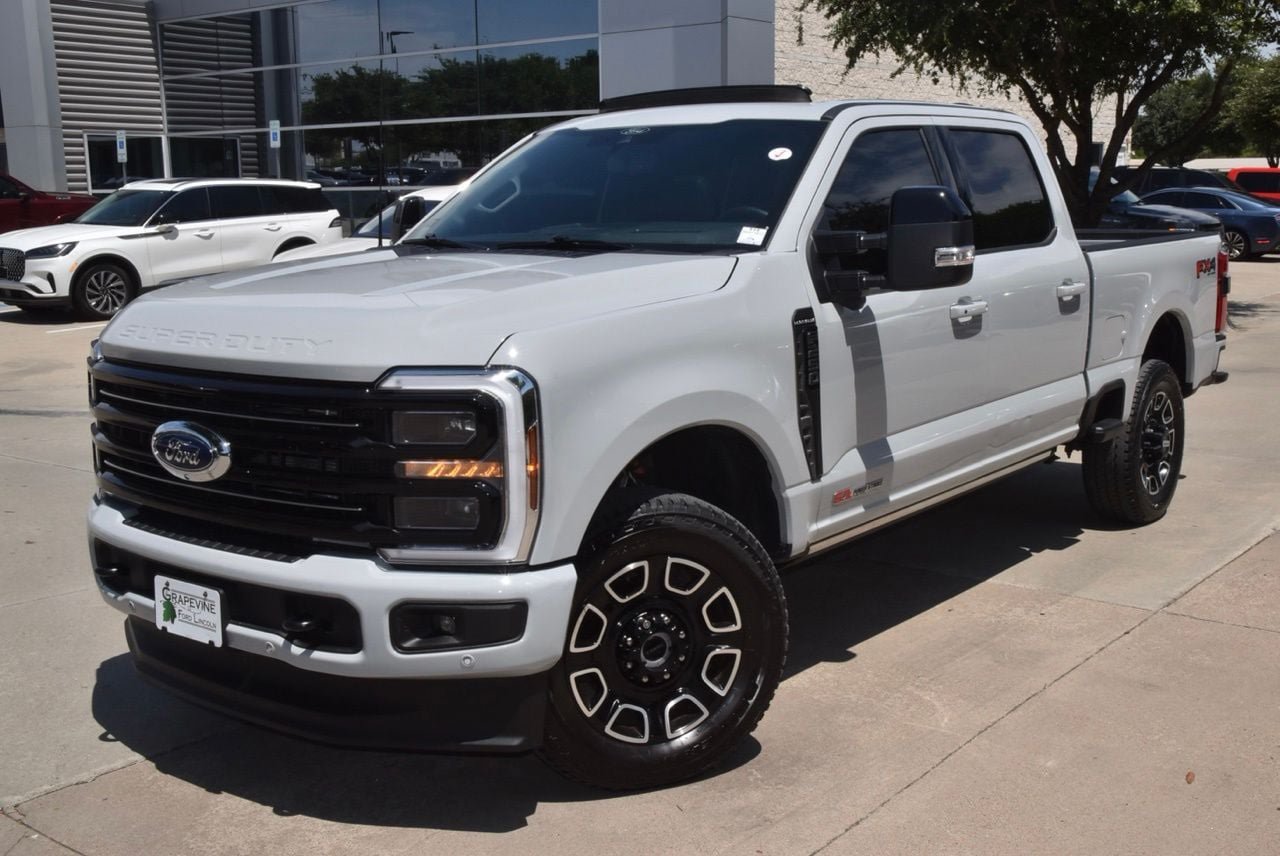 Used 2025 Ford F250 Platinum AWD/4WD image 44
