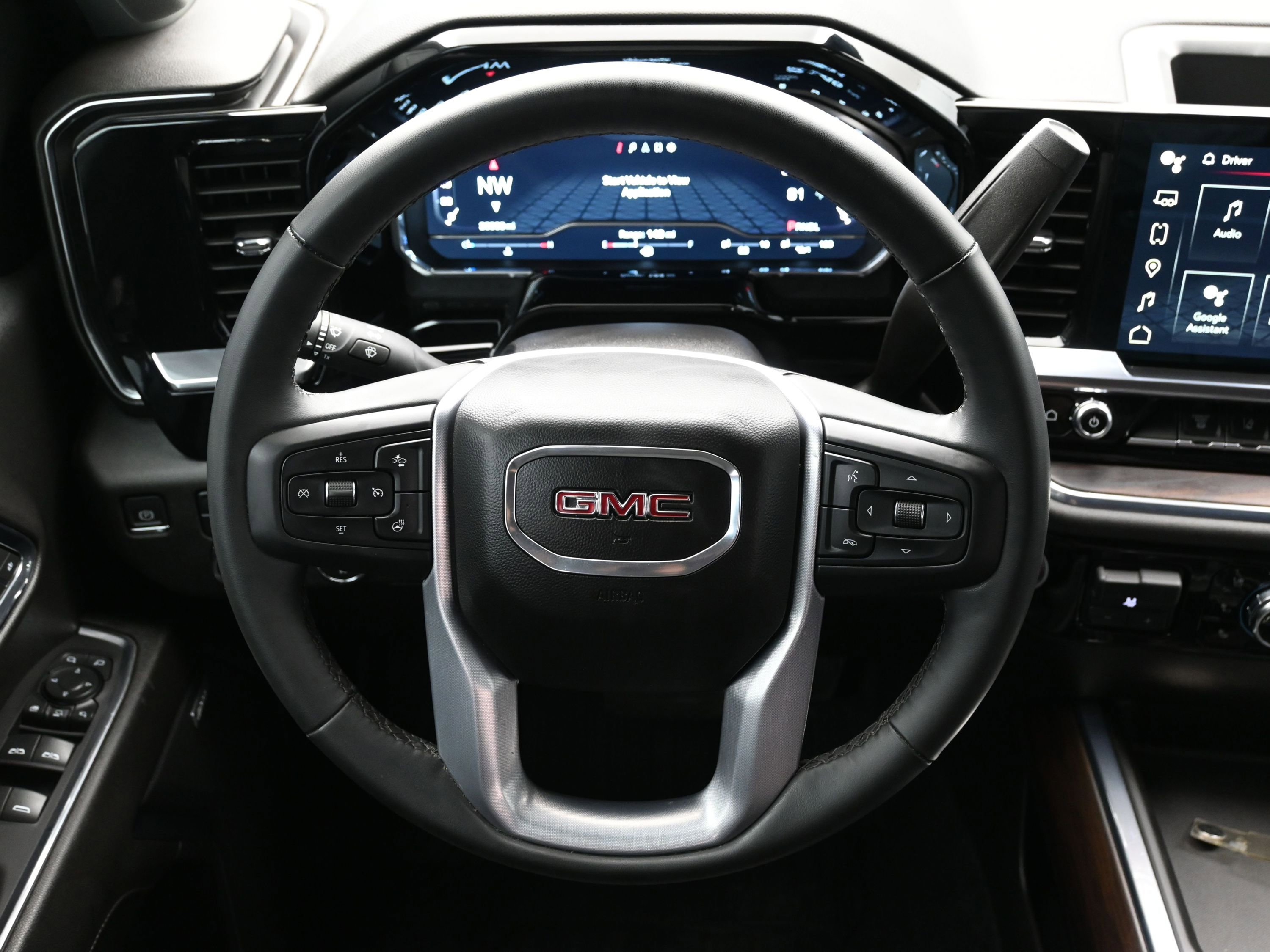 Used 2024 GMC Sierra 3500 SLT w/ SLT Convenience Package image 15