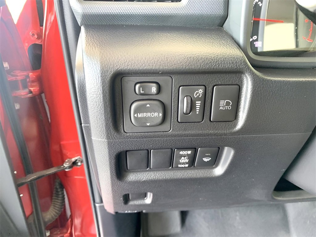 Used 2022 Toyota 4Runner SR5 Premium image 29
