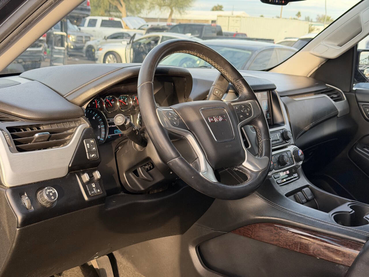 Used 2017 GMC Yukon SLE w/ Convenience Package image 17