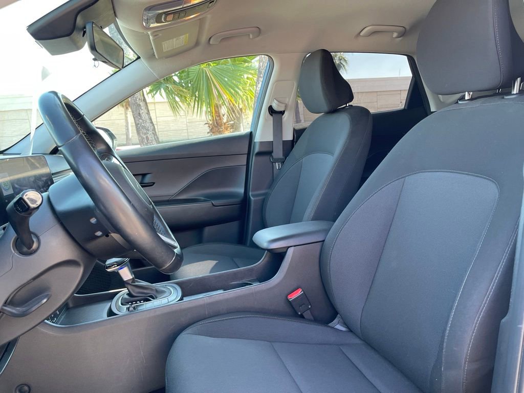 Used 2024 Hyundai Kona SEL image 14