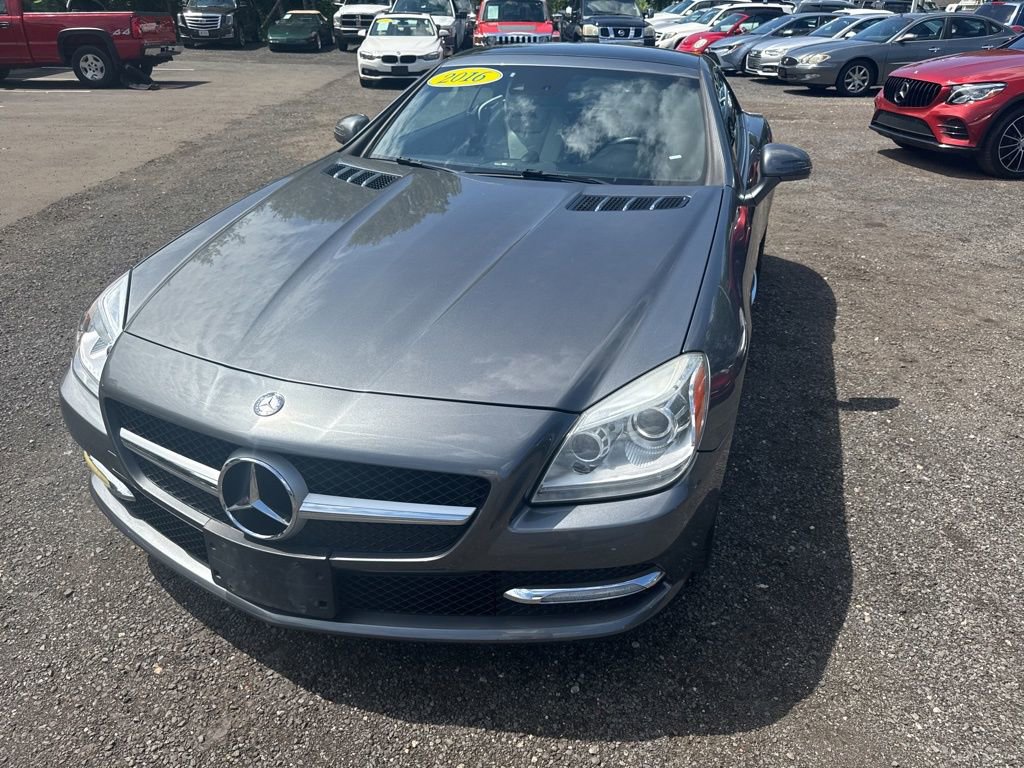 Used 2016 Mercedes-Benz SLK 300 image 24