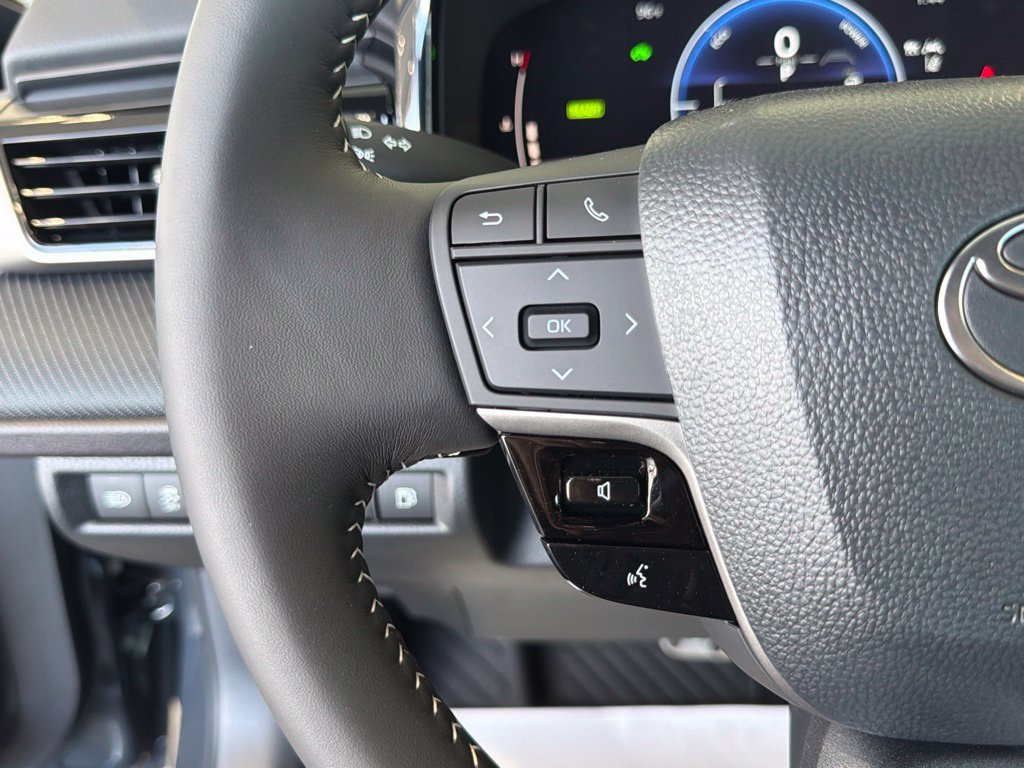 Certified 2026 Toyota Camry SE FWD image 25