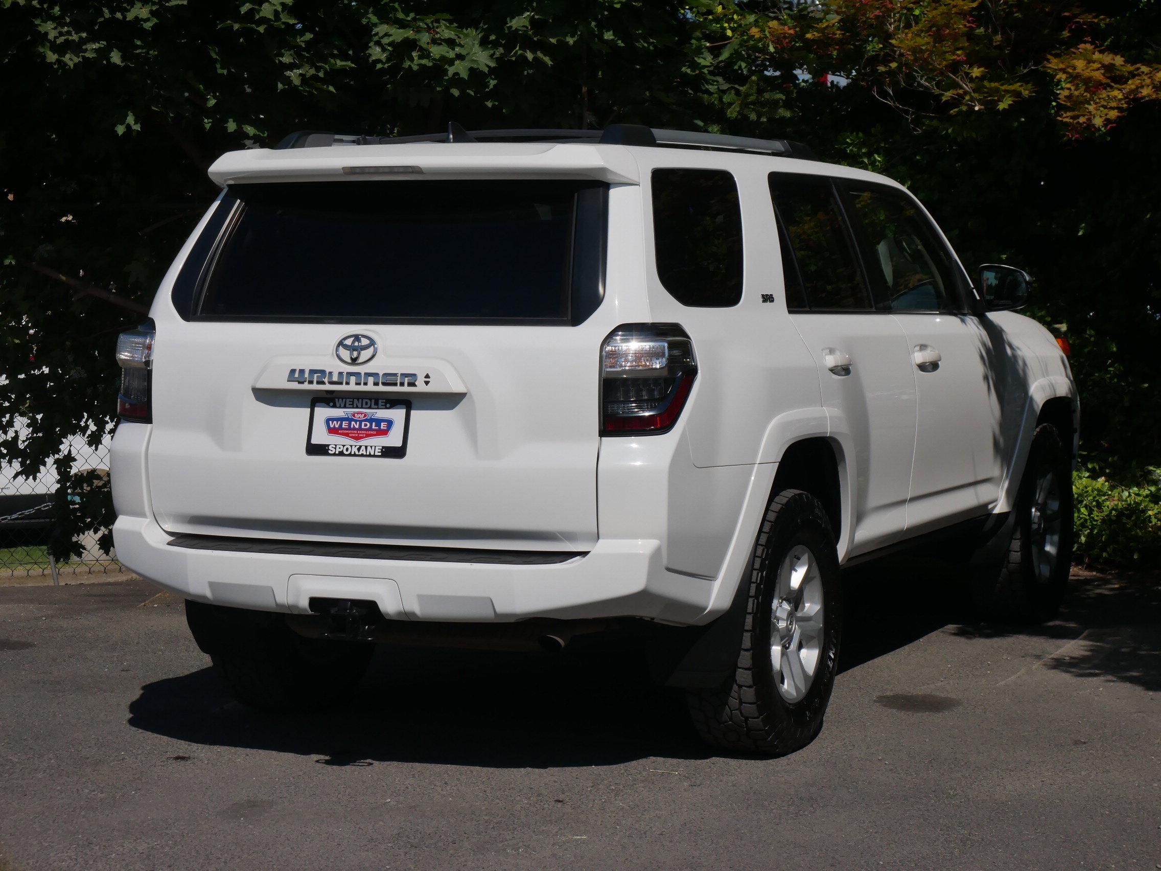 Used 2022 Toyota 4Runner SR5 Premium w/ Moonroof Package image 29