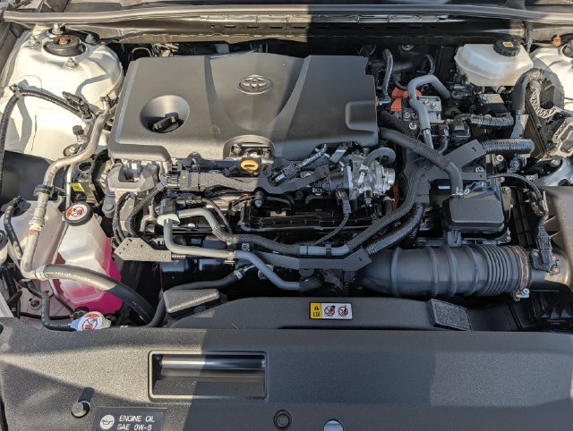 Used 2025 Toyota Camry LE FWD image 34
