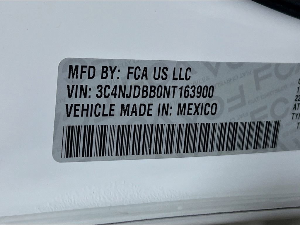 Used 2022 Jeep Compass Latitude image 29