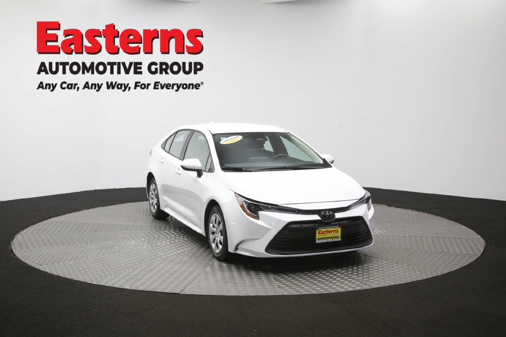 Used 2025 Toyota Corolla LE FWD image 48