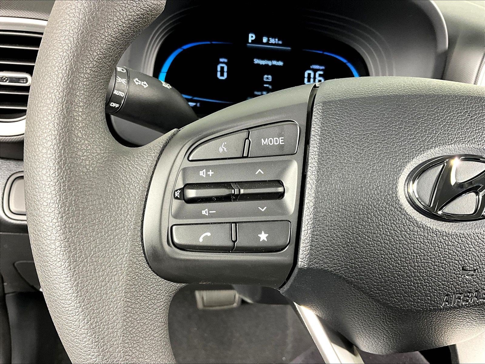 New 2026 Hyundai Venue SE FWD image 21