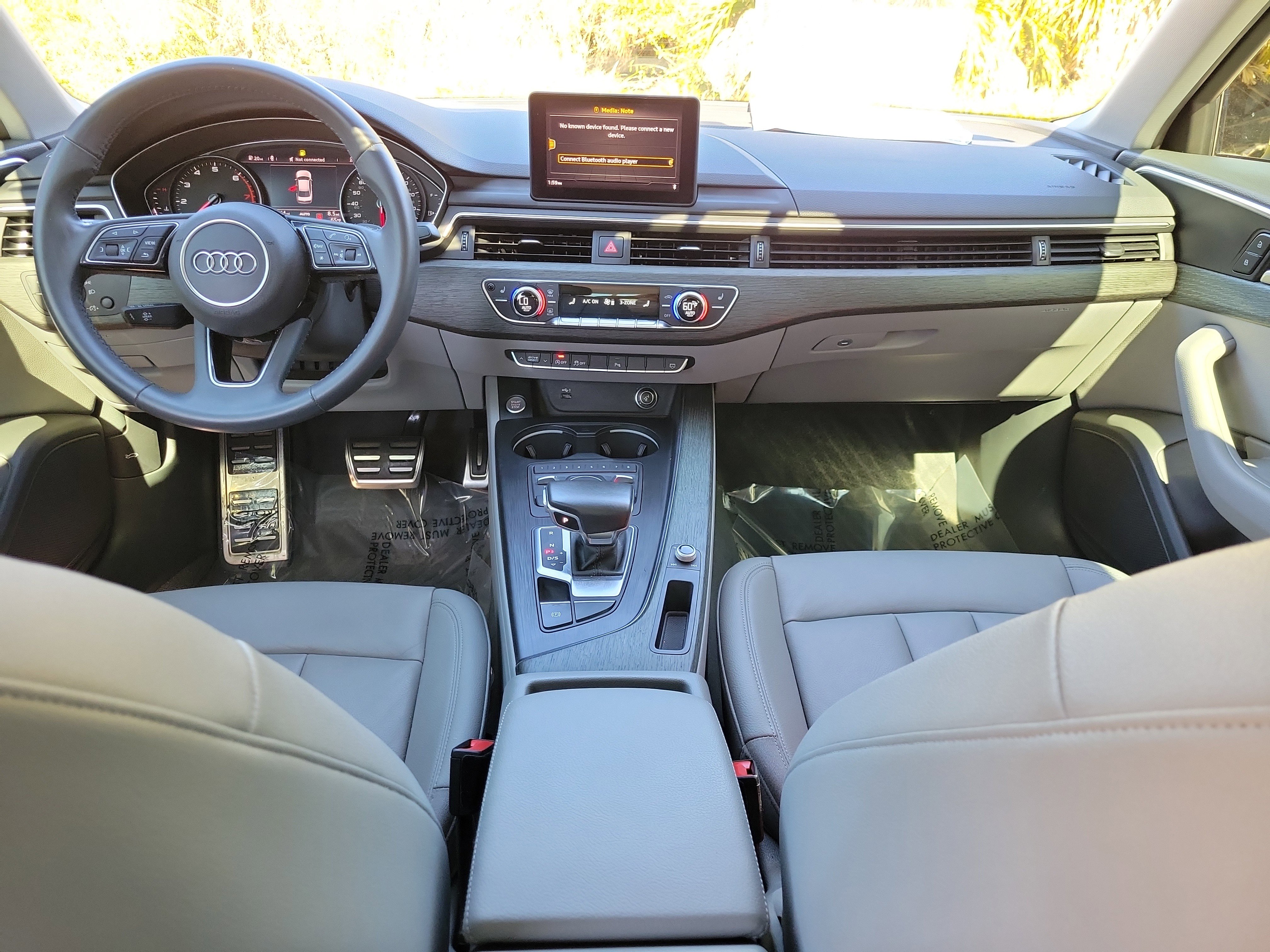 Used 2019 Audi A4 2.0T Premium image 12