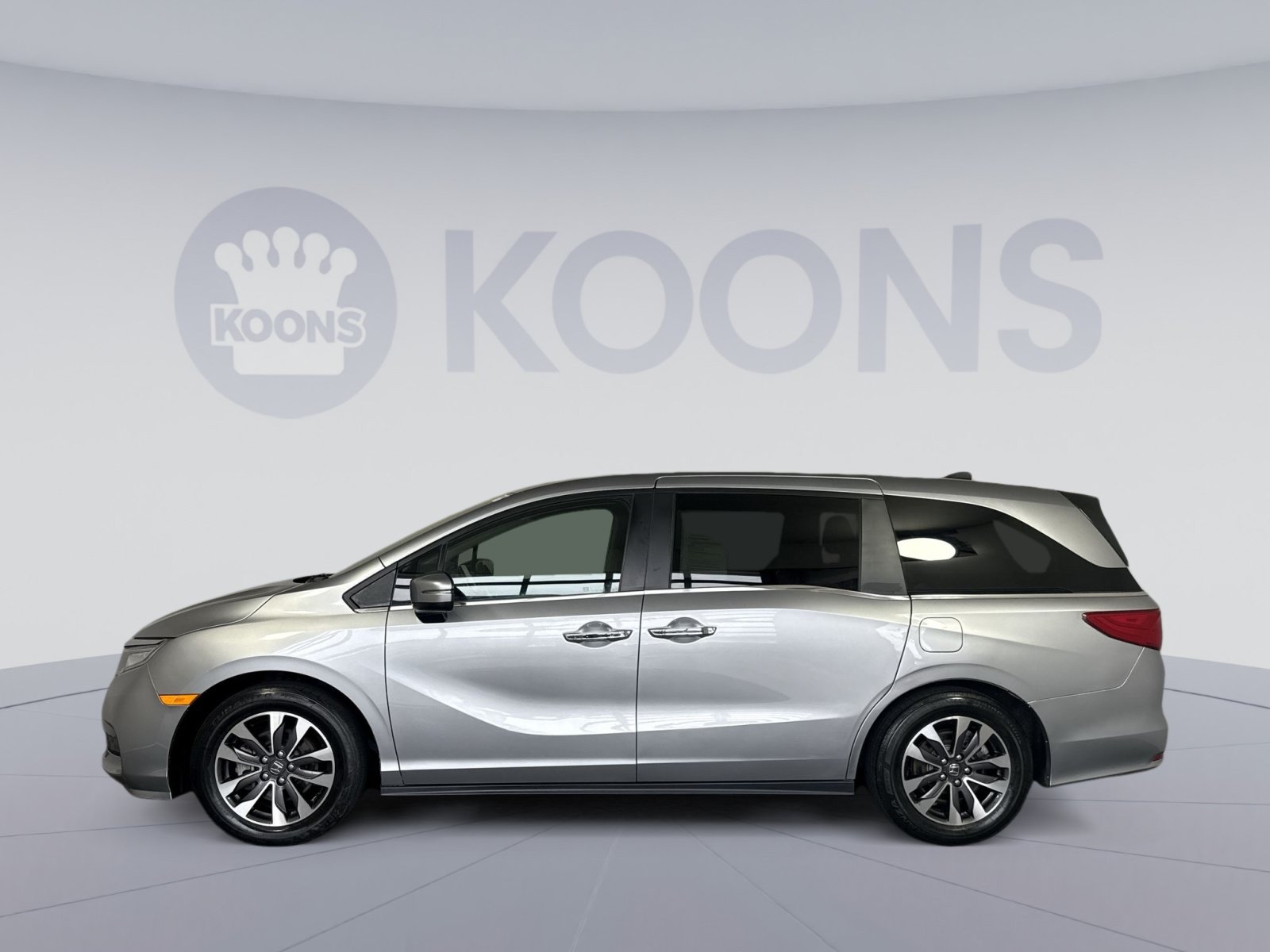 Used 2023 Honda Odyssey EX-L image 2