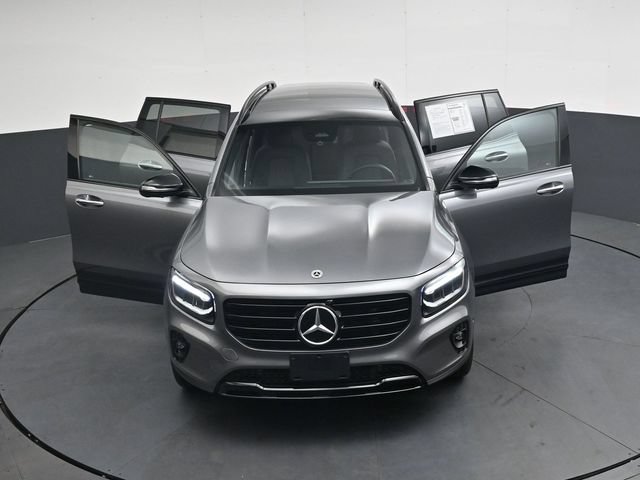 Used 2026 Mercedes-Benz GLB 250 4MATIC image 37