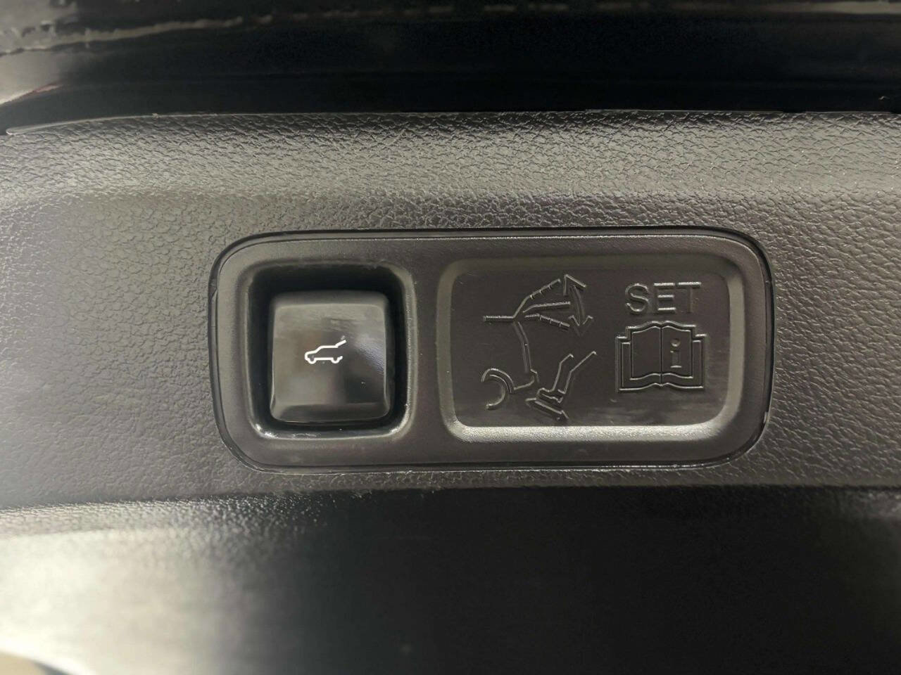 Used 2020 Lincoln Navigator Reserve w/ Equipment Group 208A Reserve image 25