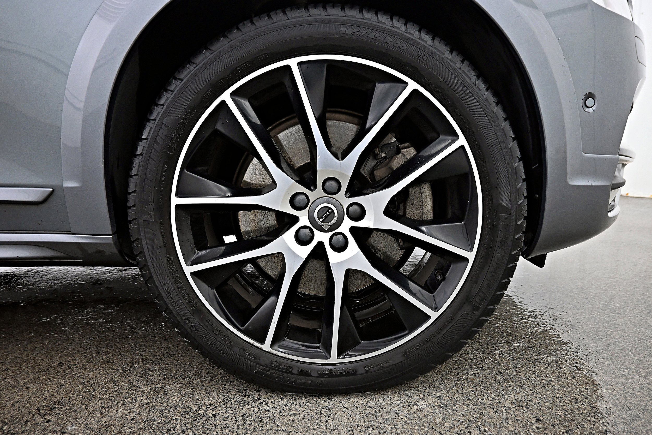 Used 2018 Volvo V90 T6 Cross Country w/ Convenience Package AWD/4WD image 39
