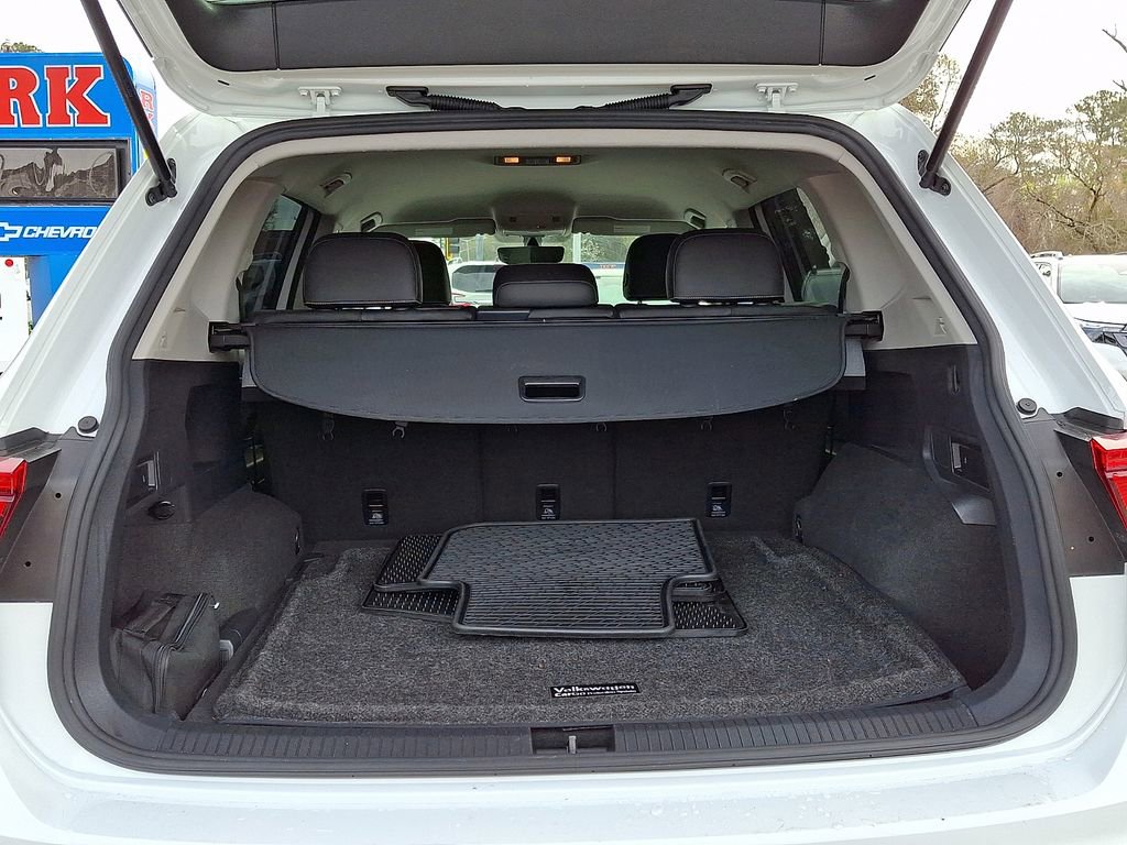 Used 2021 Volkswagen Tiguan SE image 31