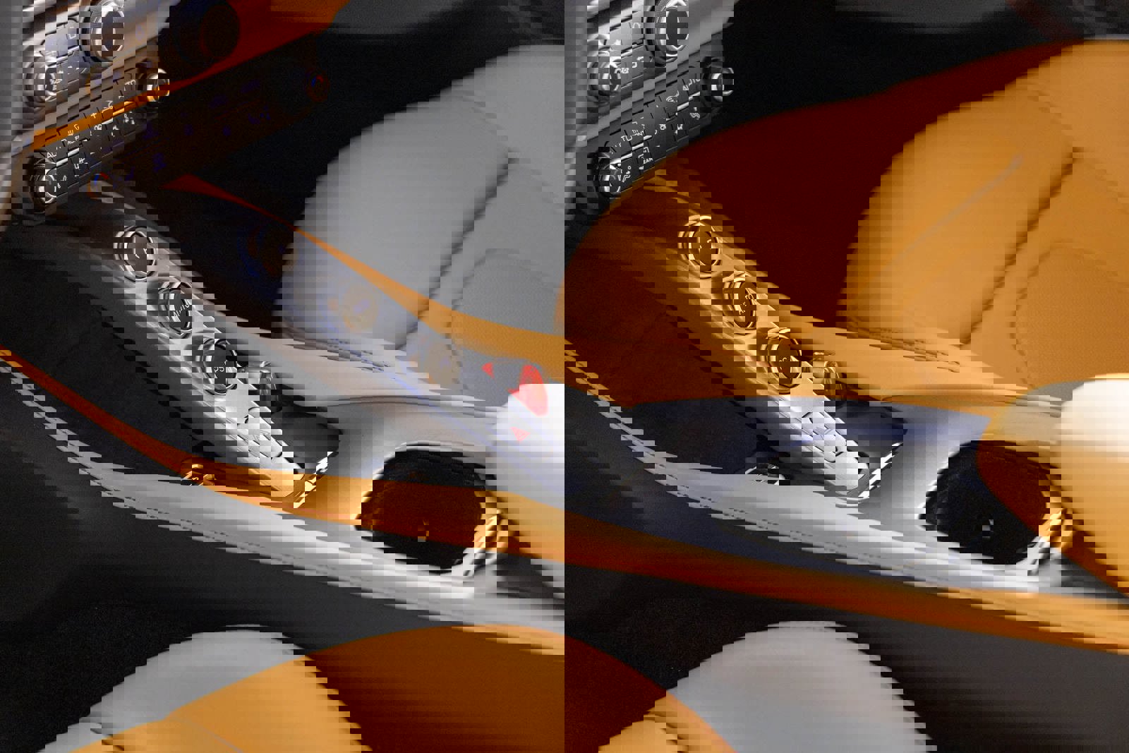 Used 2020 Ferrari Portofino image 6