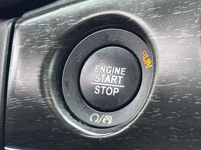 Used 2017 Jeep Grand Cherokee Limited image 20